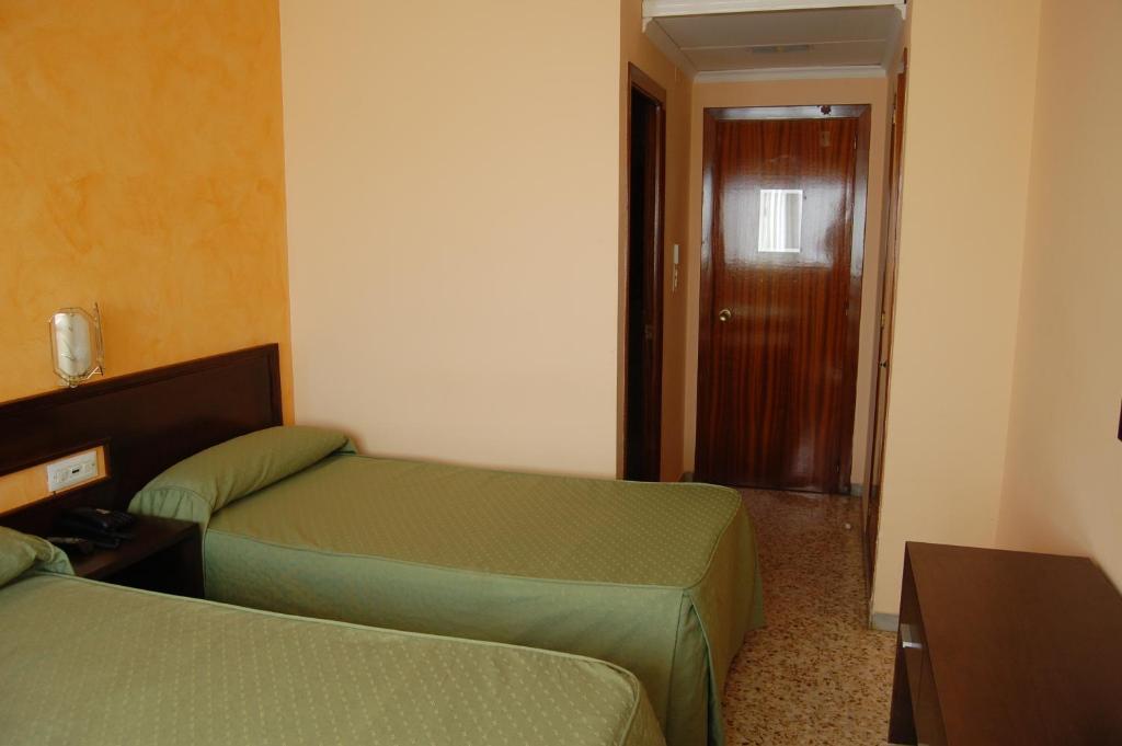 Hotel Balfagon Calanda Room photo