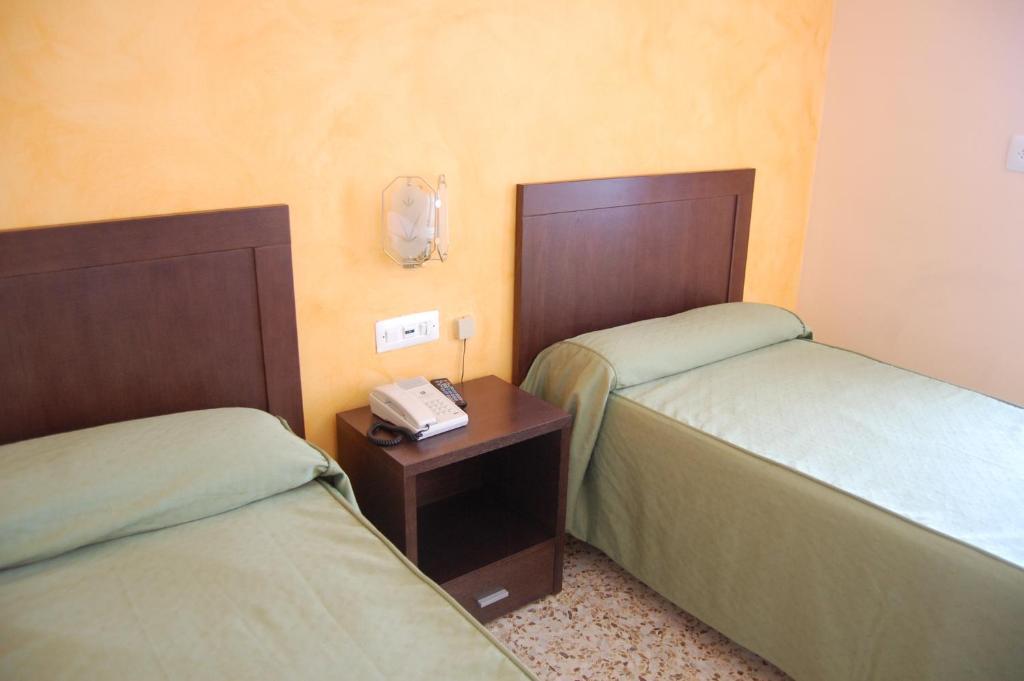 Hotel Balfagon Calanda Room photo