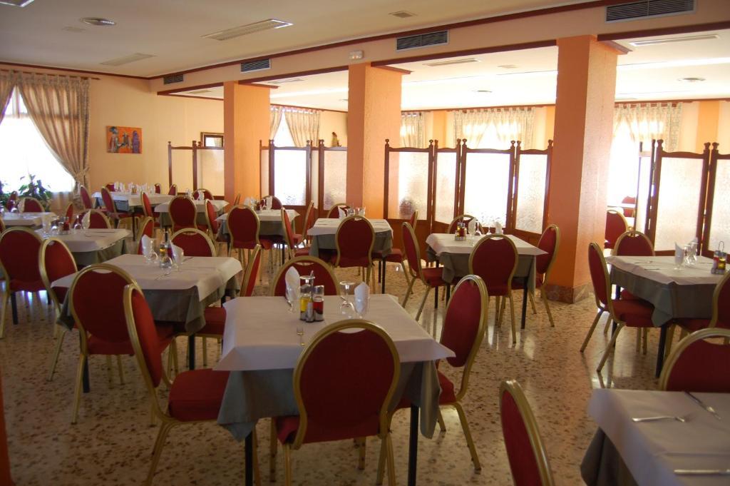Hotel Balfagon Calanda Exterior photo