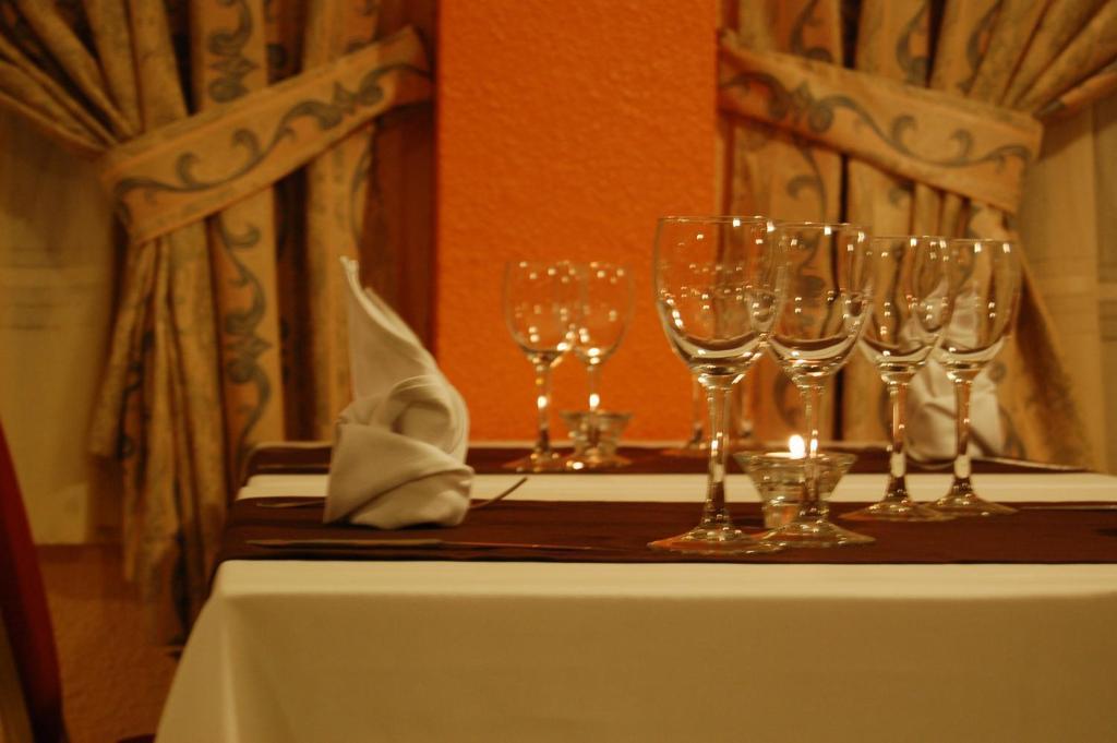 Hotel Balfagon Calanda Exterior photo